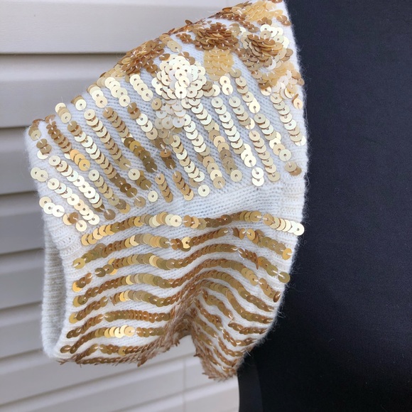 NWT Arden B. Cream Gold Sequin Sweater Shrug - Picture 4 of 8